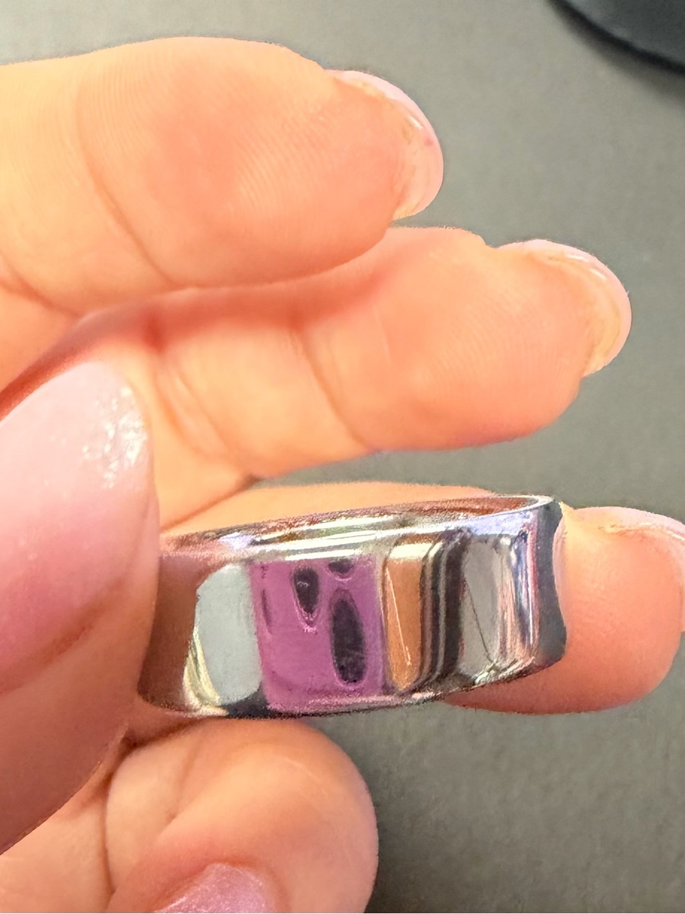 Oura Silver Smart Ring SIZE 8 BARLEY WORN